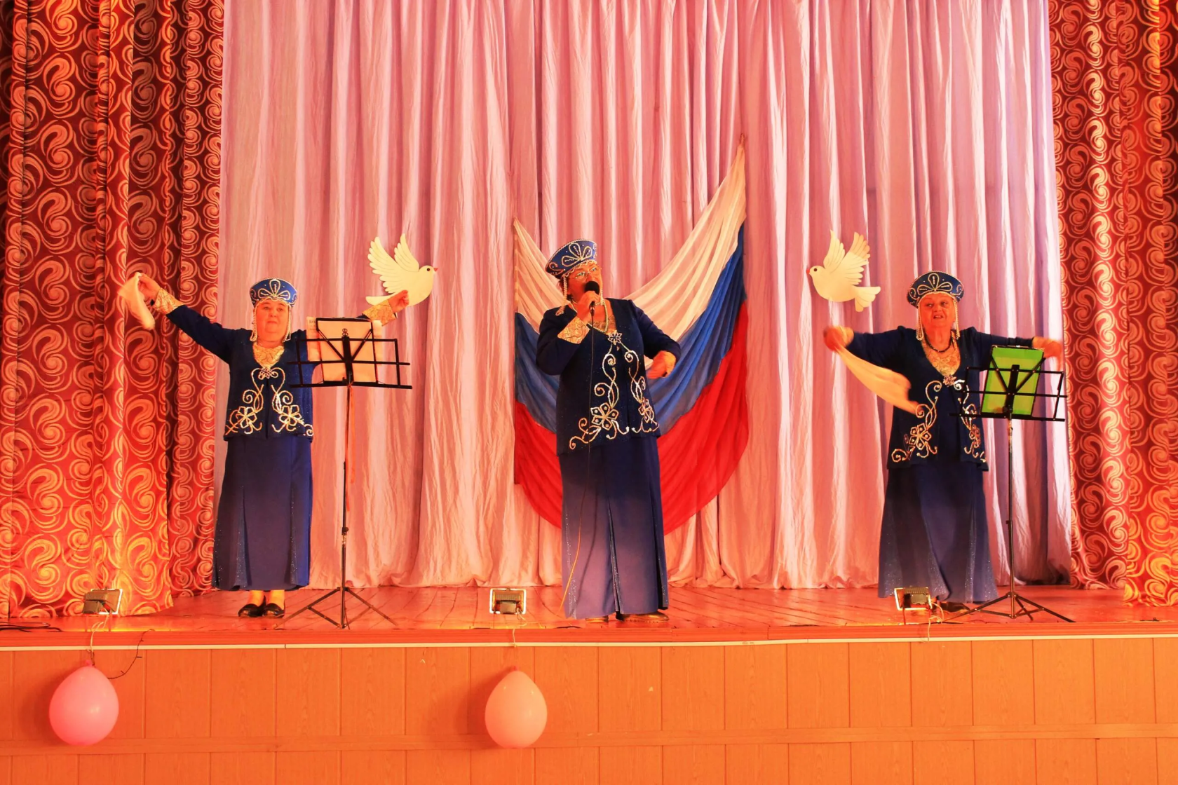 Праздничный концерт &quot;Русь, Россия, Родина навеки&quot;.