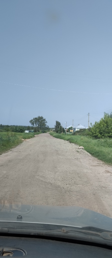 Проведены работы по отсыпке щебнем участка дороги по ул. Набережная в с. Новая Чигла.
