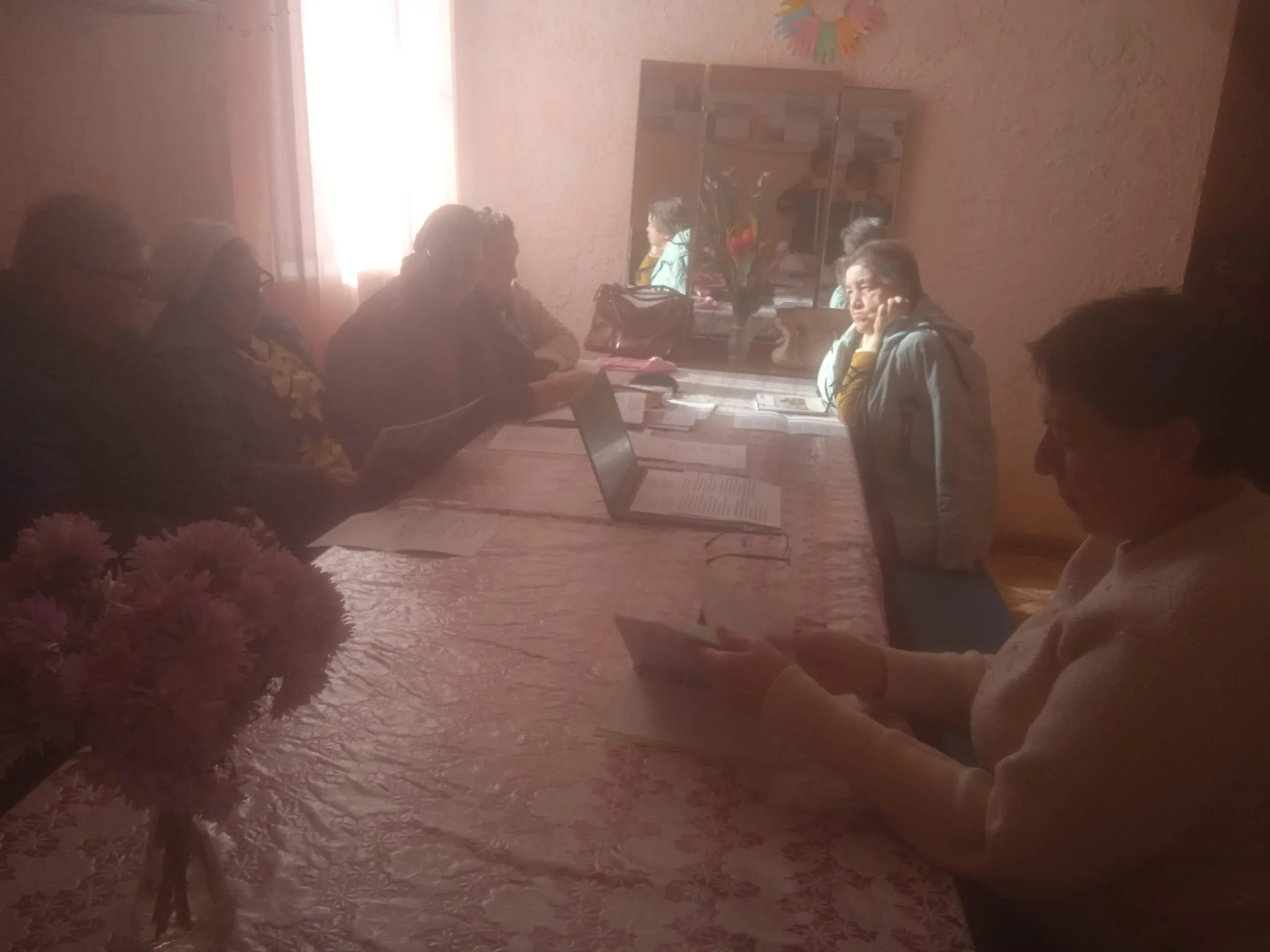 В Никольском СДК прошло очередное заседание поэтического клуба &quot;Рассвет&quot;.